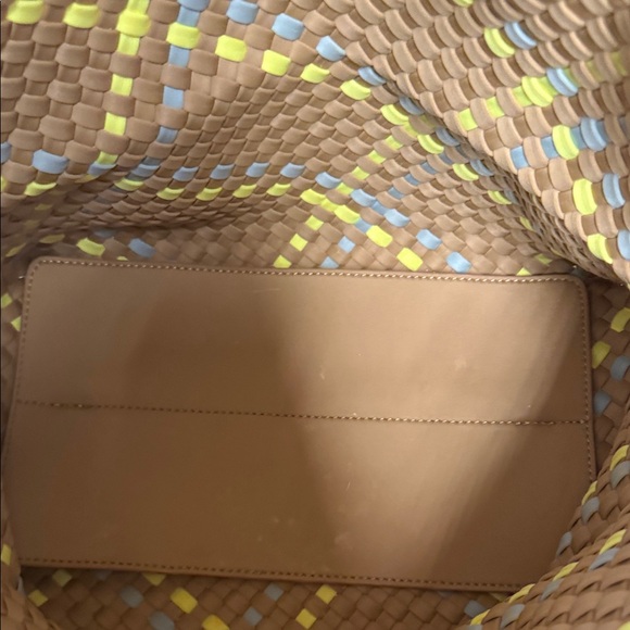 Naghedi beach tote with matching zip pouch - Picture 3 of 4